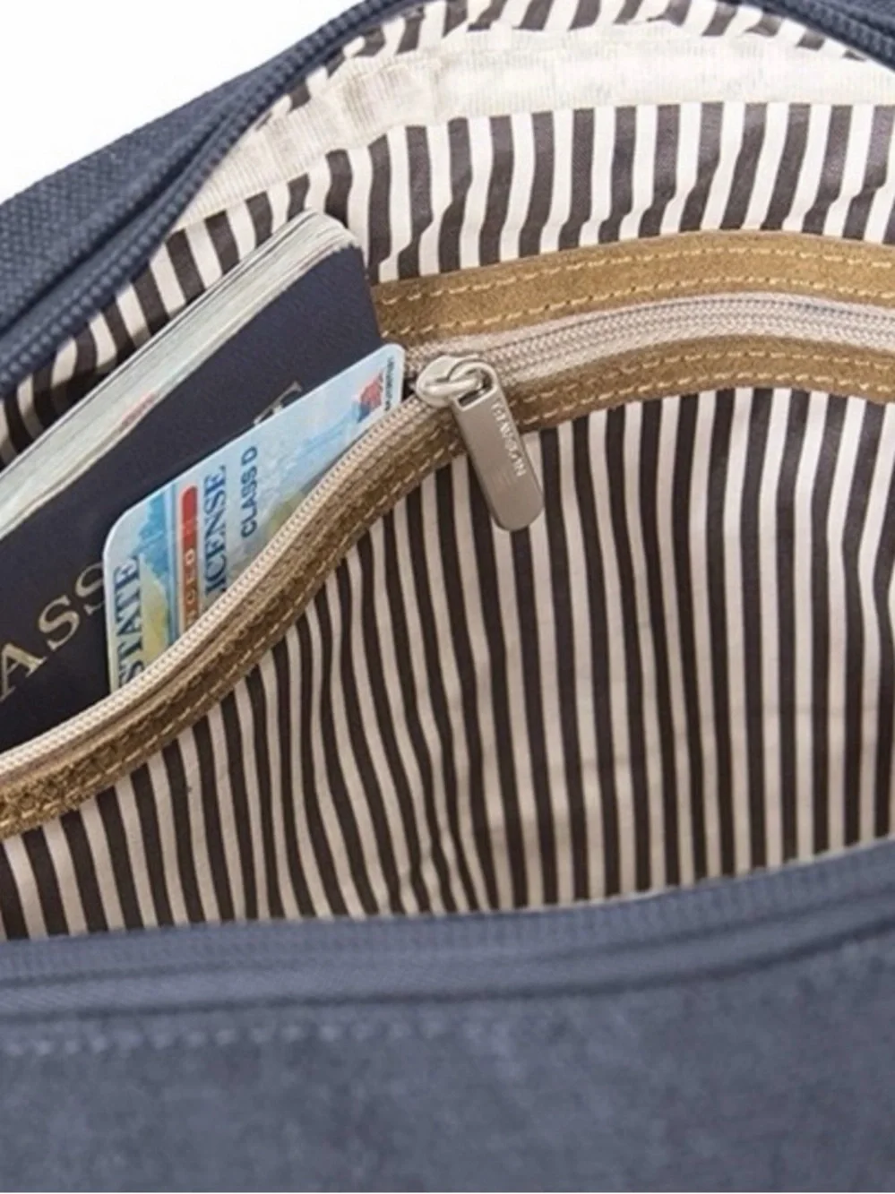 Travelon durable navy